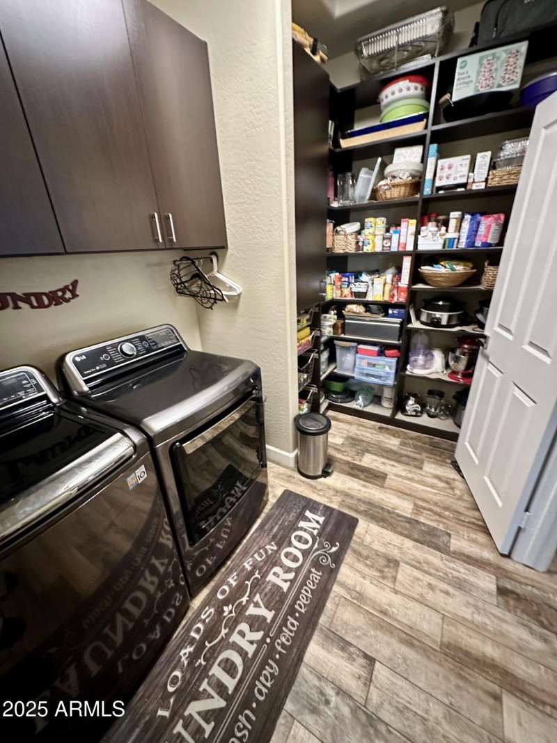laundry/pantry
