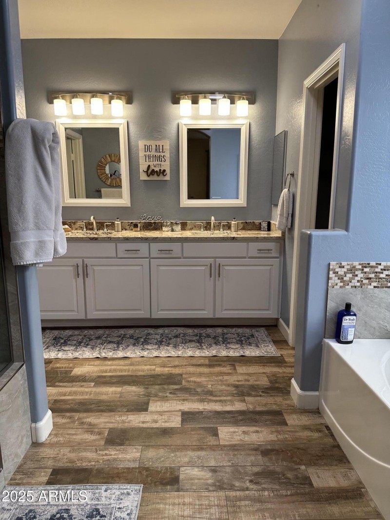 Owner suite bathroom