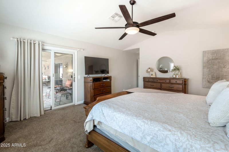 10-web-or-mls-QP-8453