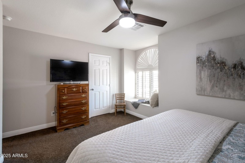 15-web-or-mls-QP-8464