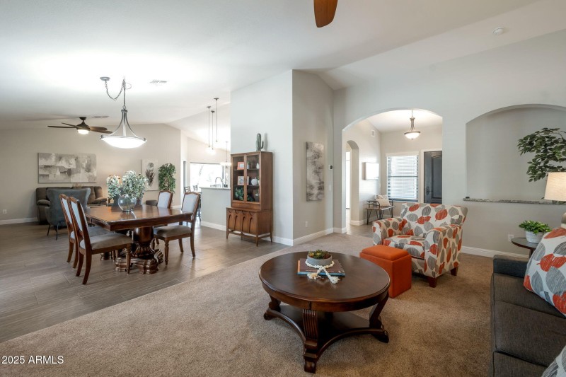 27-web-or-mls-QP-8492