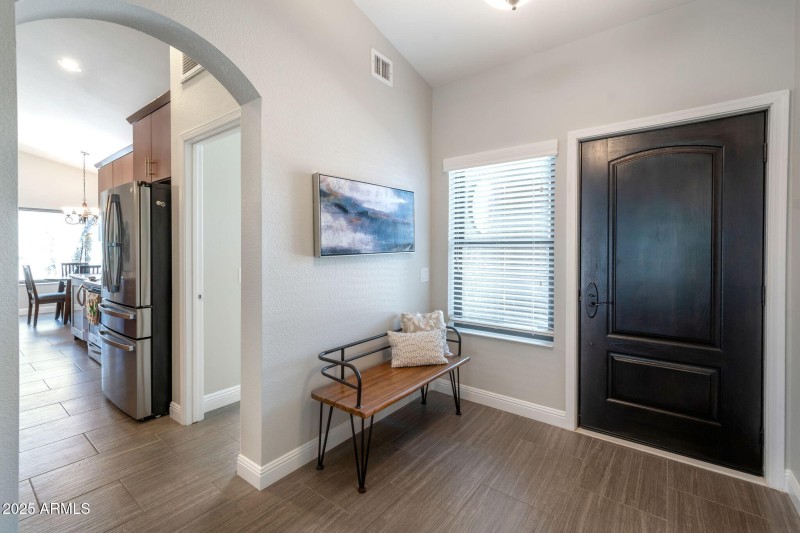 29-web-or-mls-QP-8496