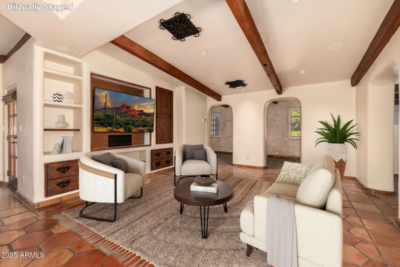 famil room into entry staged