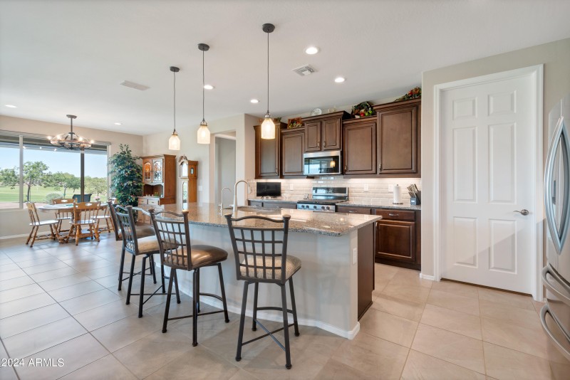 4198 N Spyglass Dr