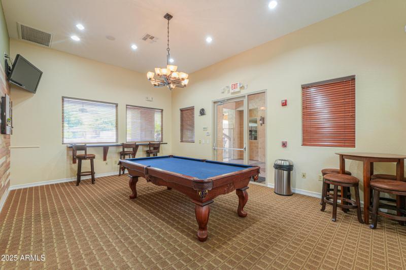 9820 N CENTRAL Avenue, 212