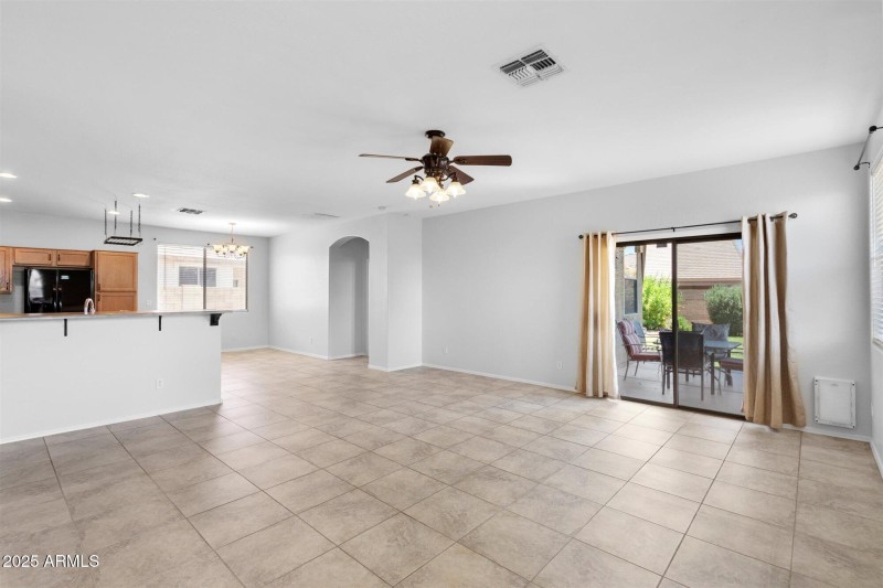 02-Living Room