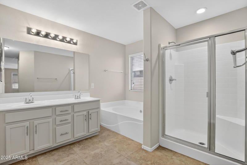 28_033_064_a4m_smcqn