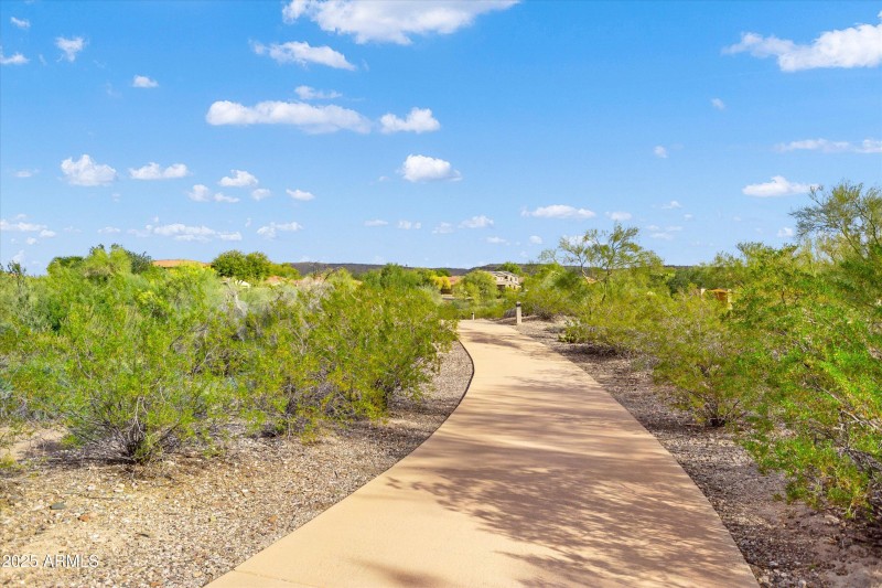 THE DISCOVERY TRAIL RUNS THROUGHOUT