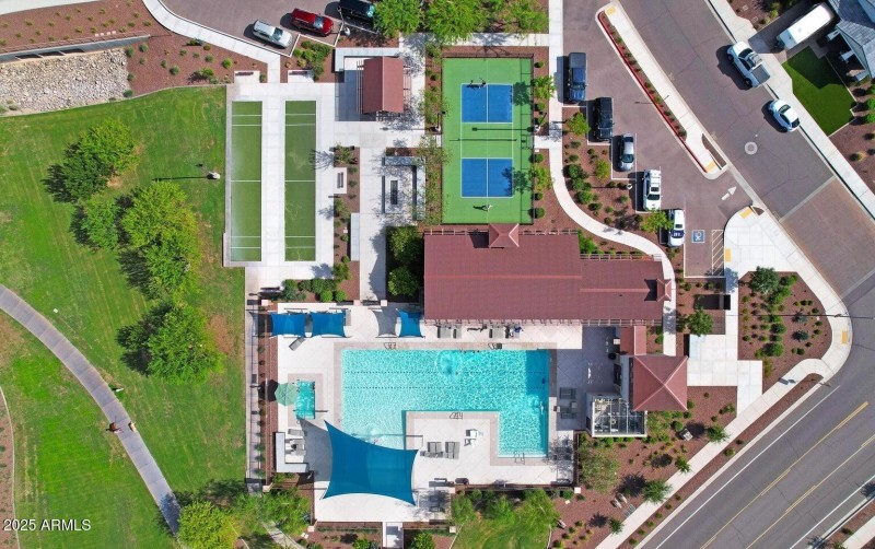 Meadows - community pool and features
