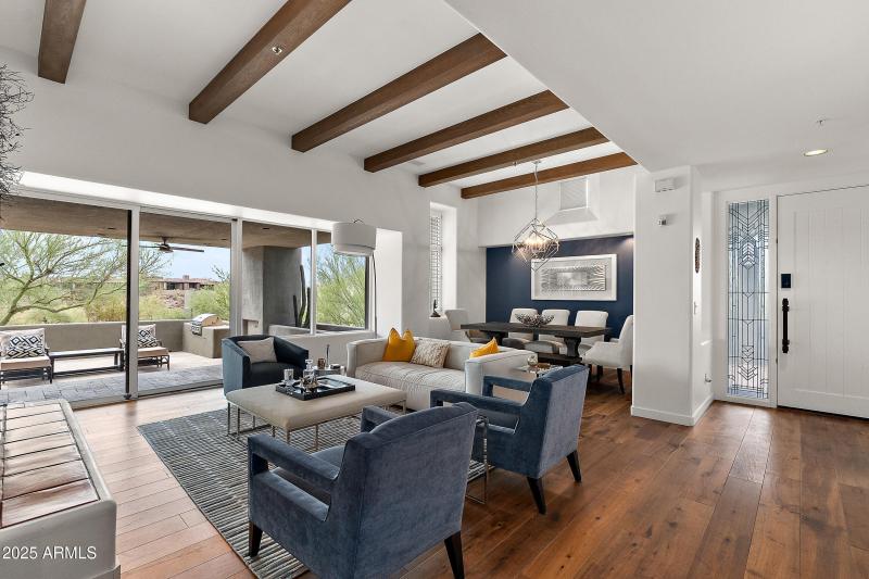 great room w/ dining