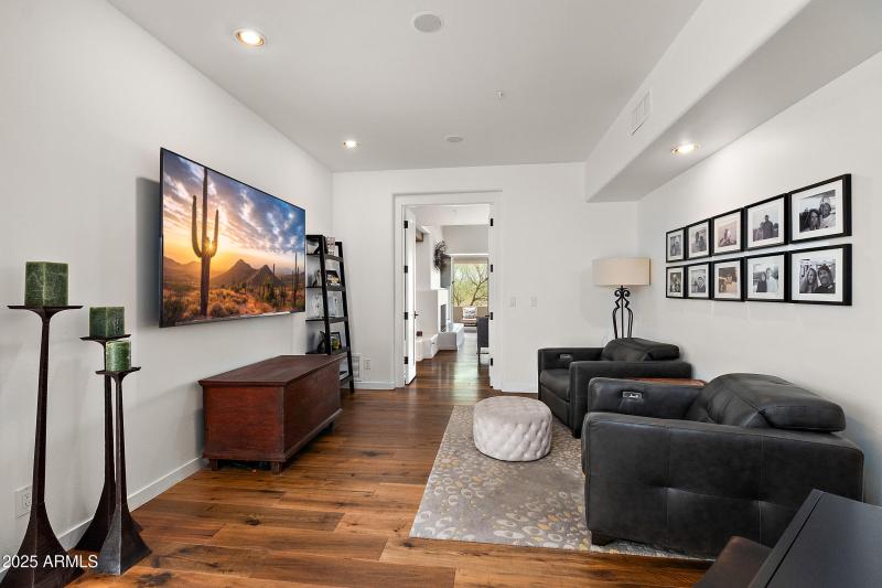 3rd bedroom/ family room