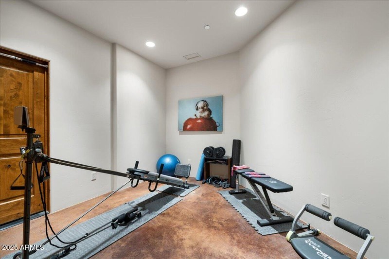 061-Bonus Room _ Workout Space