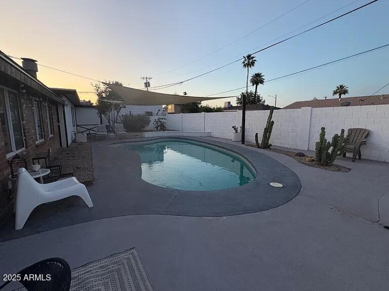 c4089830ad2b2d96ffa94352ed76497d-cc_ft_7