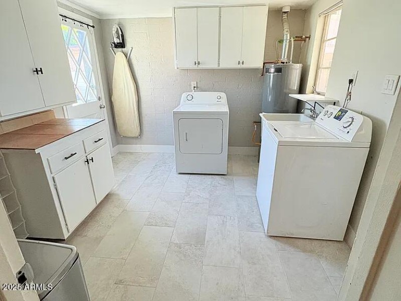 f0ce9f80b9a90f94d58be2f2716f468c-cc_ft_7