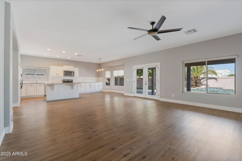 20-web-or-mls-Qp-09174