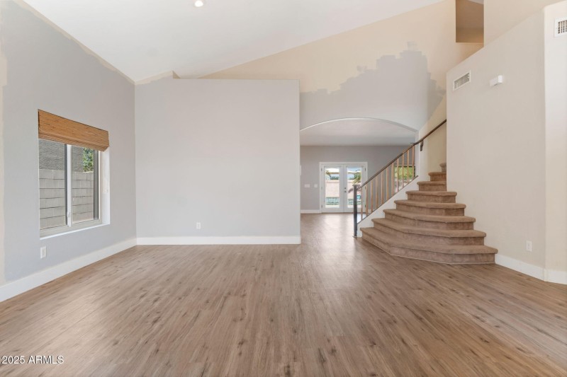 25-web-or-mls-Qp-09204