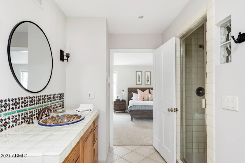 95462e49-c4aa-4d5c-878d-51d051392c56