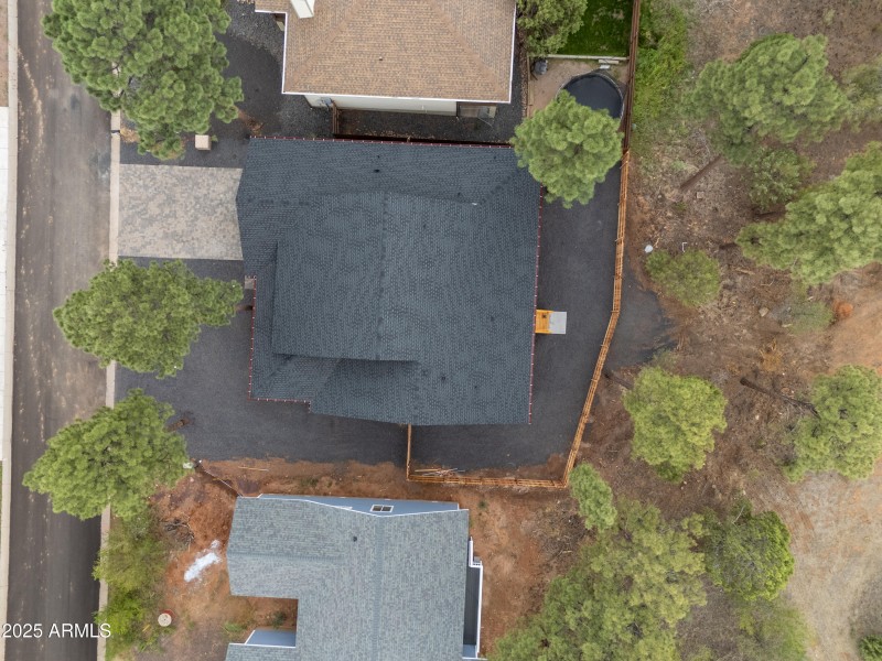 DRONE TOP
