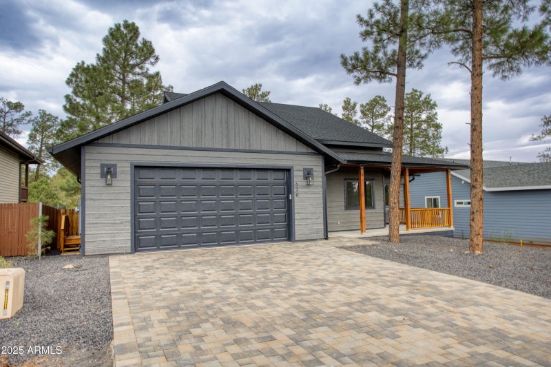 FRONT DRIVEWAY