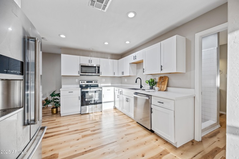 9 Kitchen