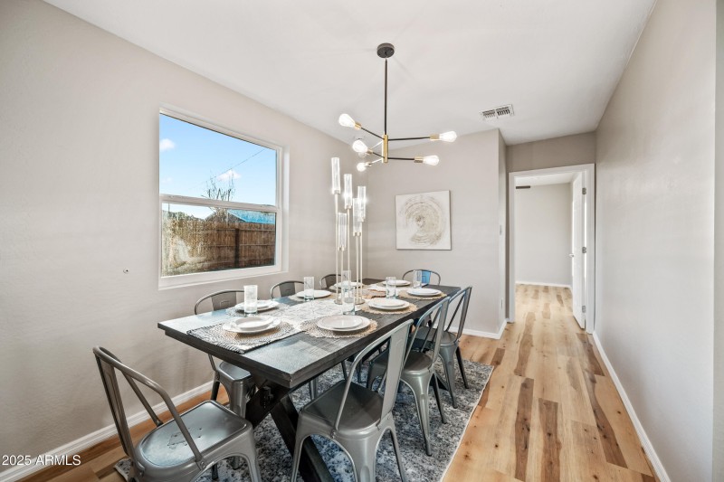 14 Dining room