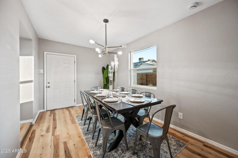 15 Dining room