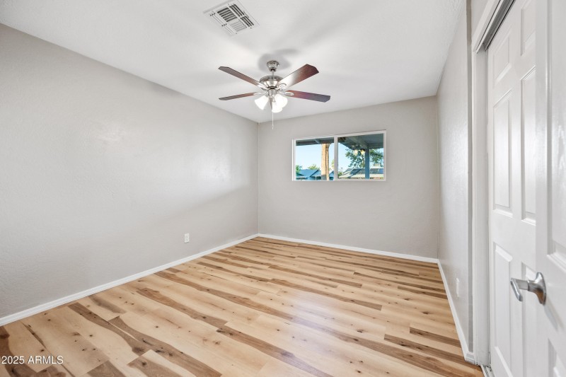 22 5th bedroom
