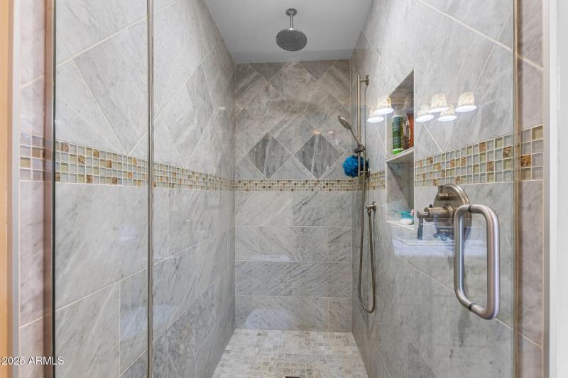 Large Shower in Master bathroom