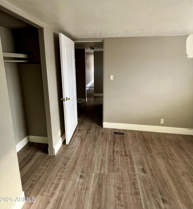 2nd Bedroom 4