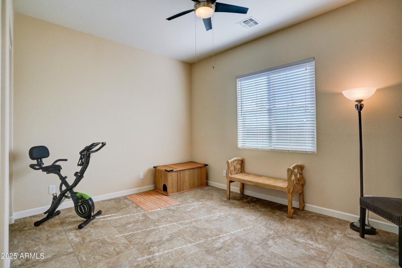 24 Guest Bedroom 2