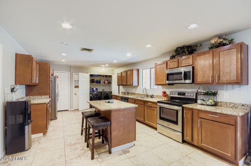 3642 W Hayward Ave - Web Quality - 009 -