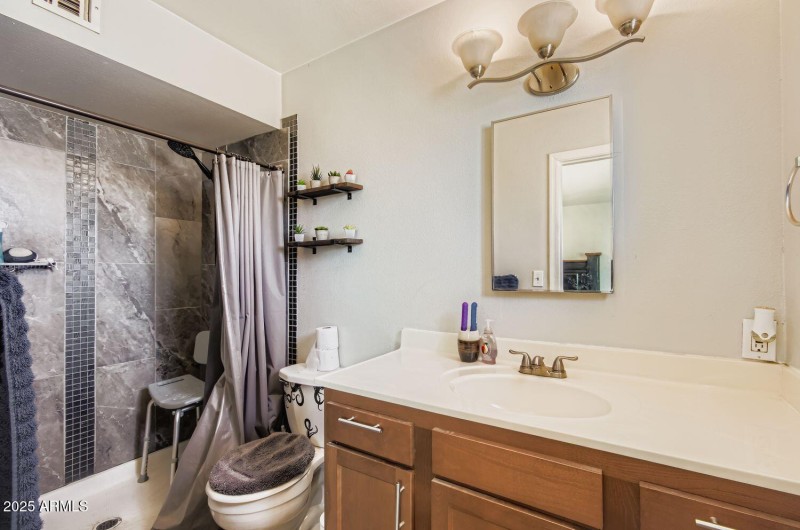 3642 W Hayward Ave - Web Quality - 015 -