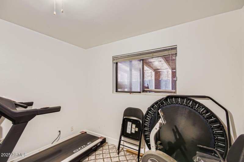 3642 W Hayward Ave - Web Quality - 018 -