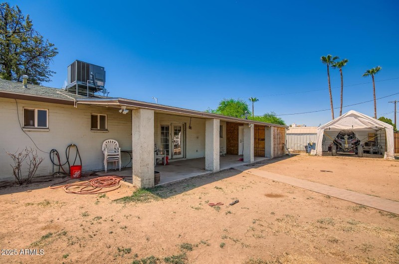 3642 W Hayward Ave - Web Quality - 026 -