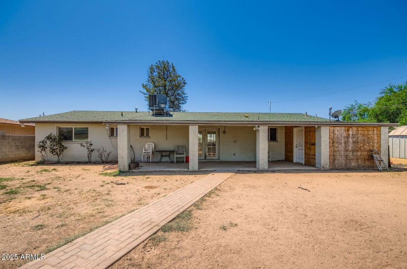 3642 W Hayward Ave - Web Quality - 027 -