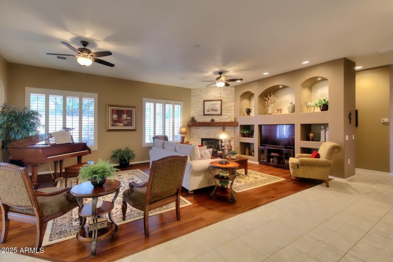 082128-2680 Knollridge Drive