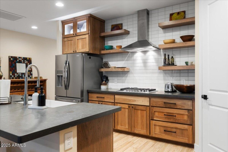 12-Kitchen