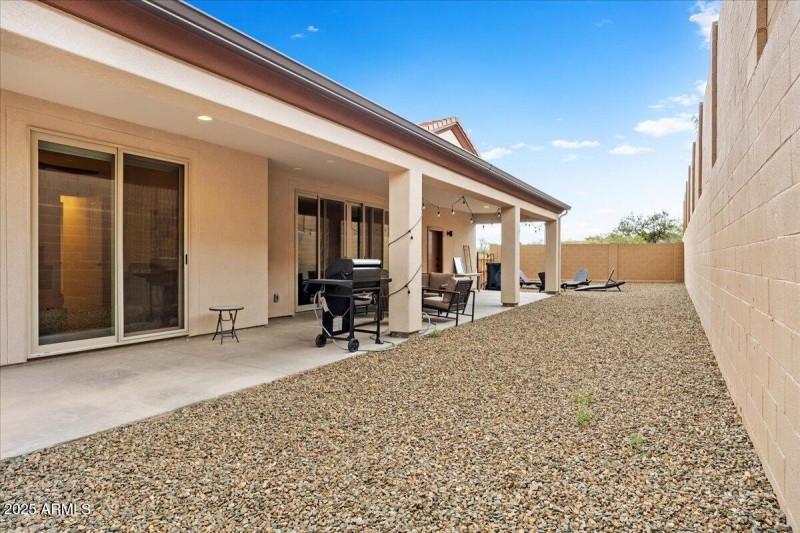 23-Backyard