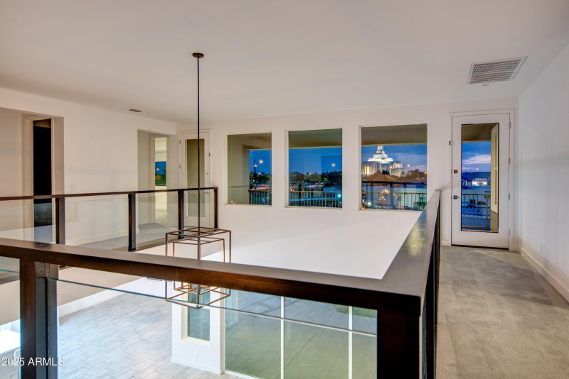 21-3150 S Quinn Ave-22