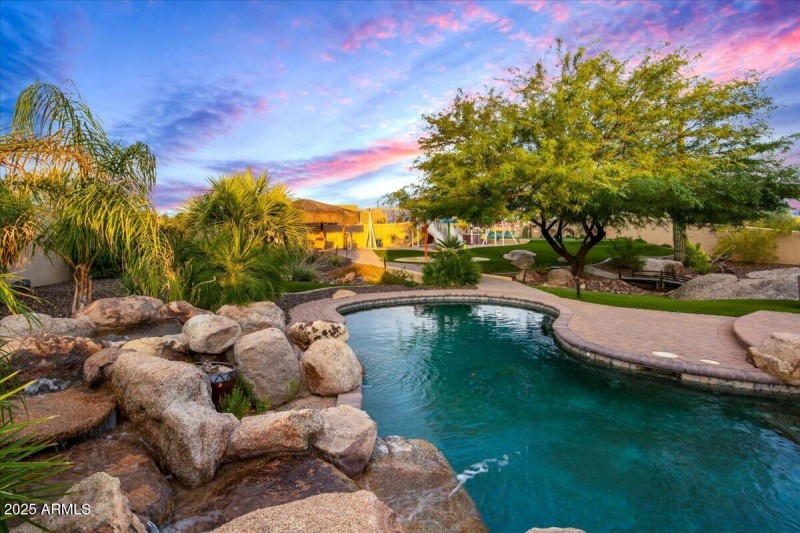 Pool Views