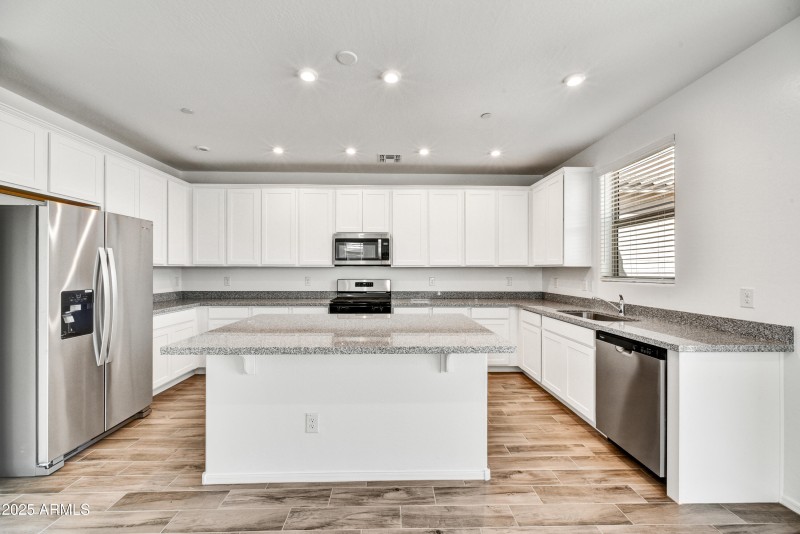 06-Kitchen