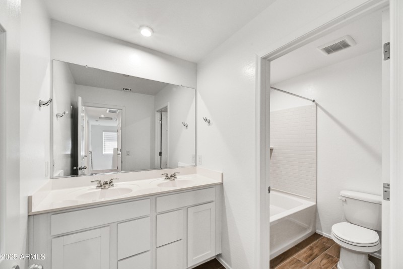 12-Bathroom 2