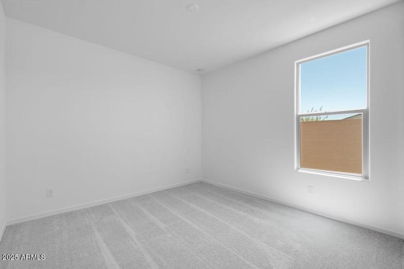 hj-az-phoenix-asante-passage-yellowstone