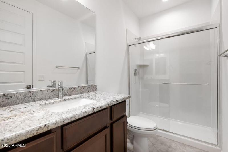 hj-az-phoenix-asante-passage-yellowstone