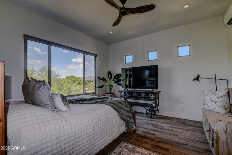 Guest Bedroom 2