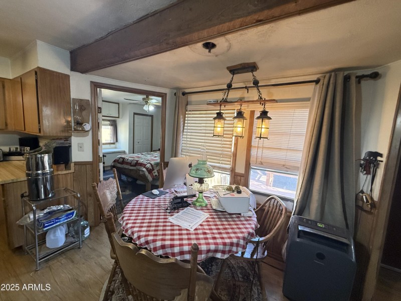 Eat in kitchen