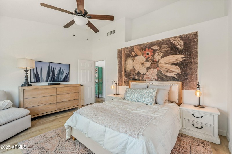 Nice size Primary bedroom.