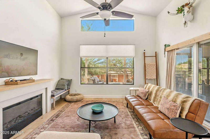Vaulted ceiling & picture window!