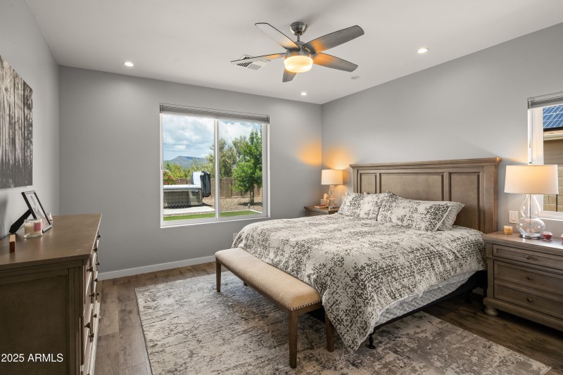 JL_509SLonghornDr-interiors-PrimarySuite