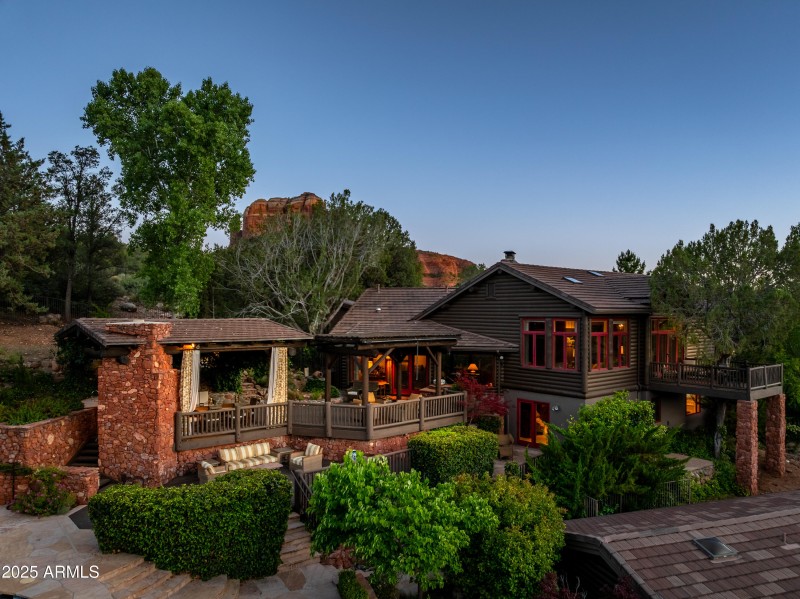 Amazing Outdoor Living
